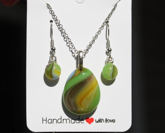 Wavy Green Puddle Necklace and Earring Set